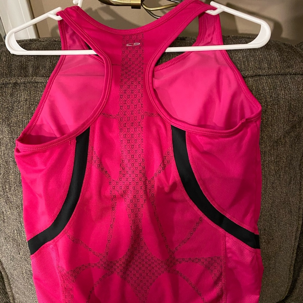 Cute work out tank size medium